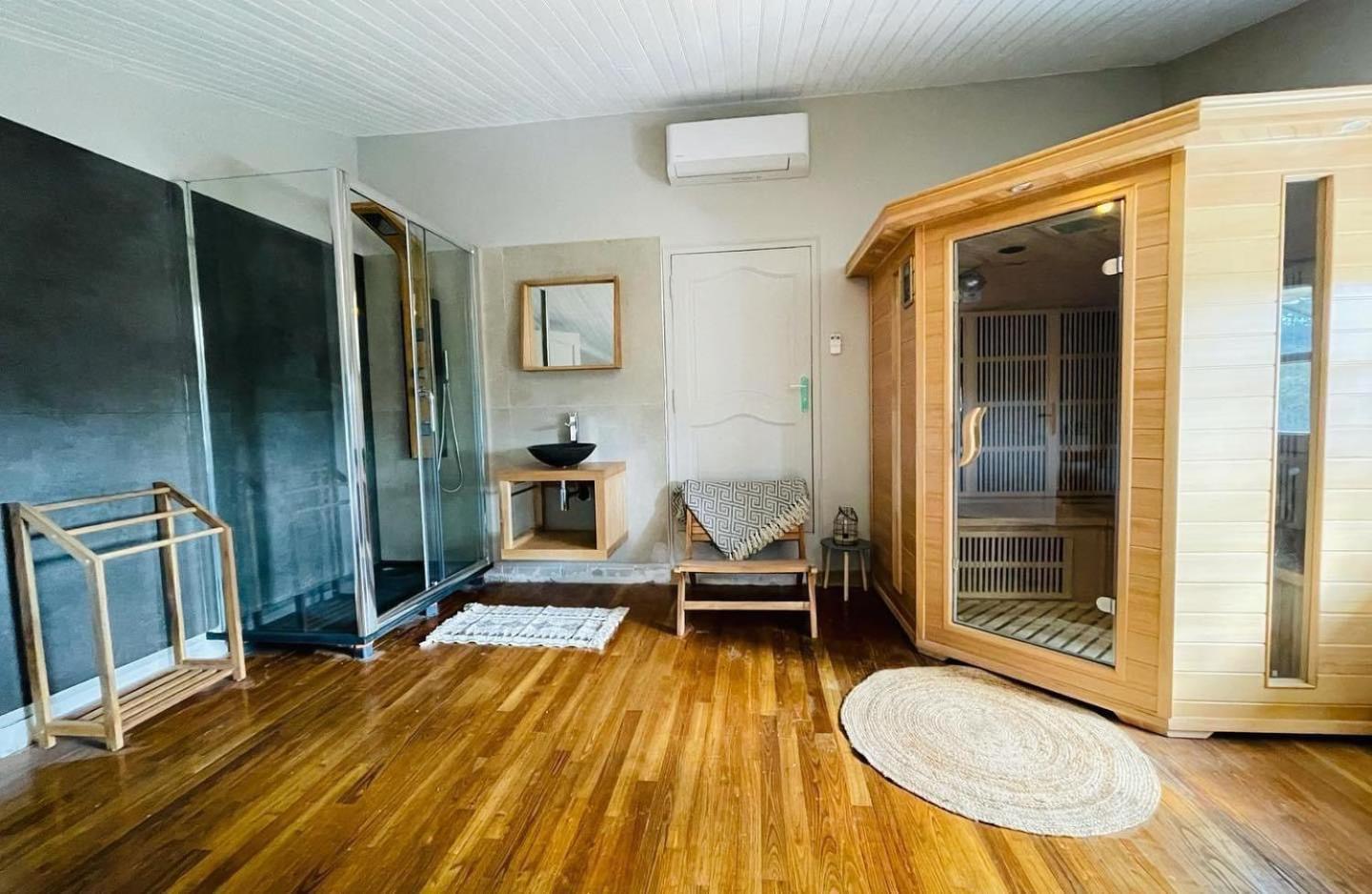 "Les Hauts Du Marquet" - Meuble De Tourisme 5 Etoiles - Gite De Groupe 15 Personnes En Cevennes - Piscine A Debordement - Balneo - Sauna - Nature Saint Jean du Pin Eksteriør bilde